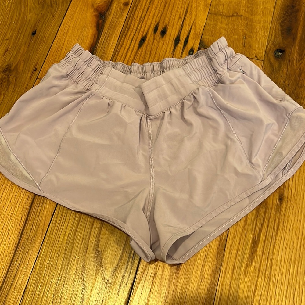 Lululemon running shorts. Hotty hot
